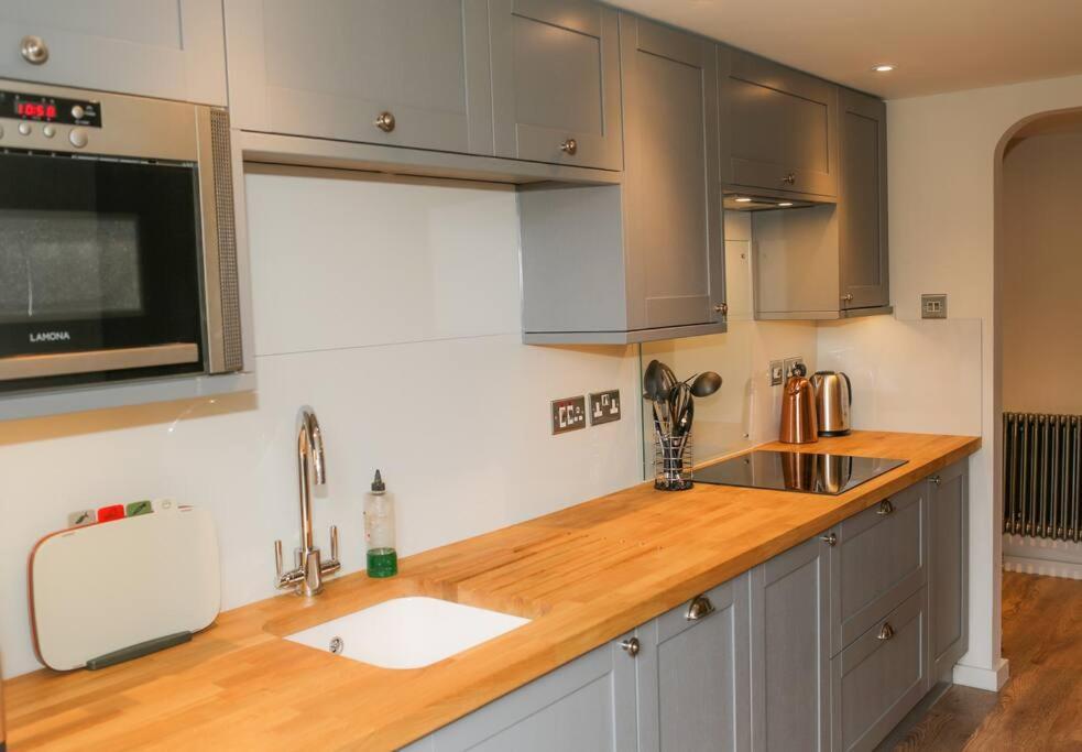 Cosy Modern Cottage - Вэрхэм Экстерьер фото